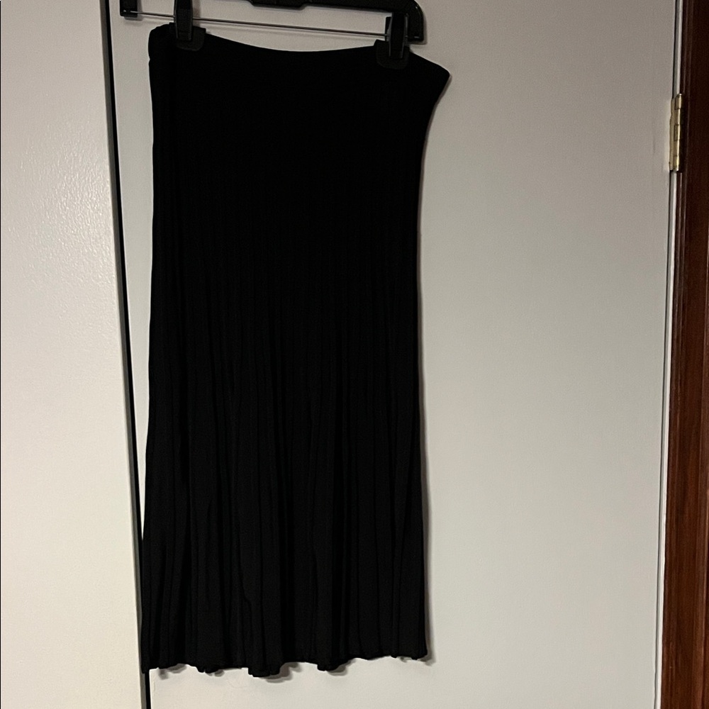 Jones New York Classic Black A-Line Skirt